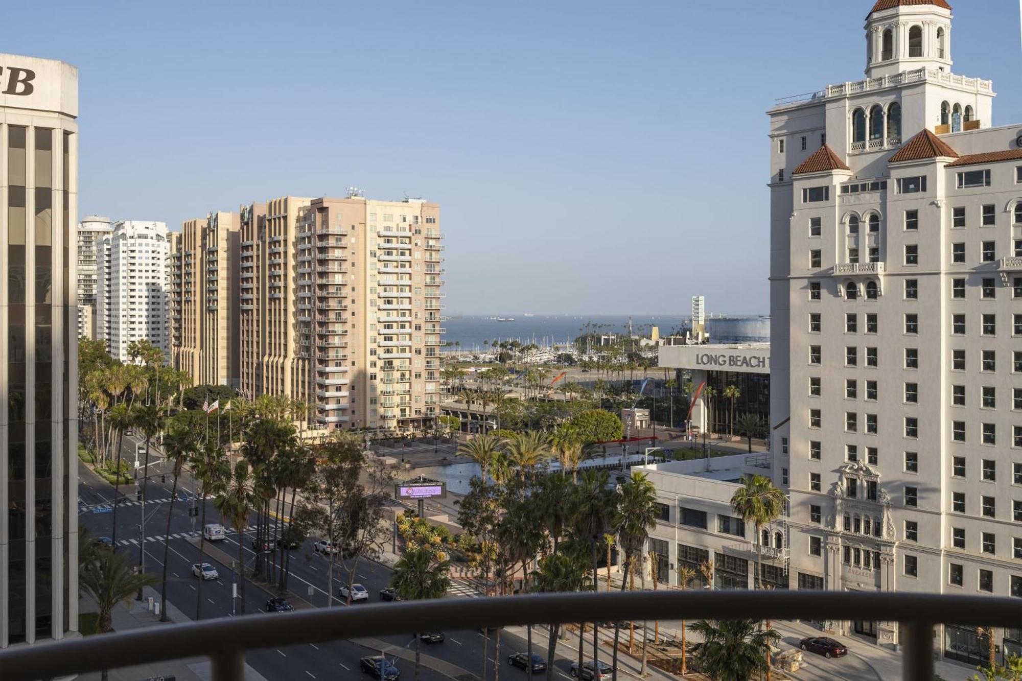 Renaissance Long Beach Hotel Exterior foto