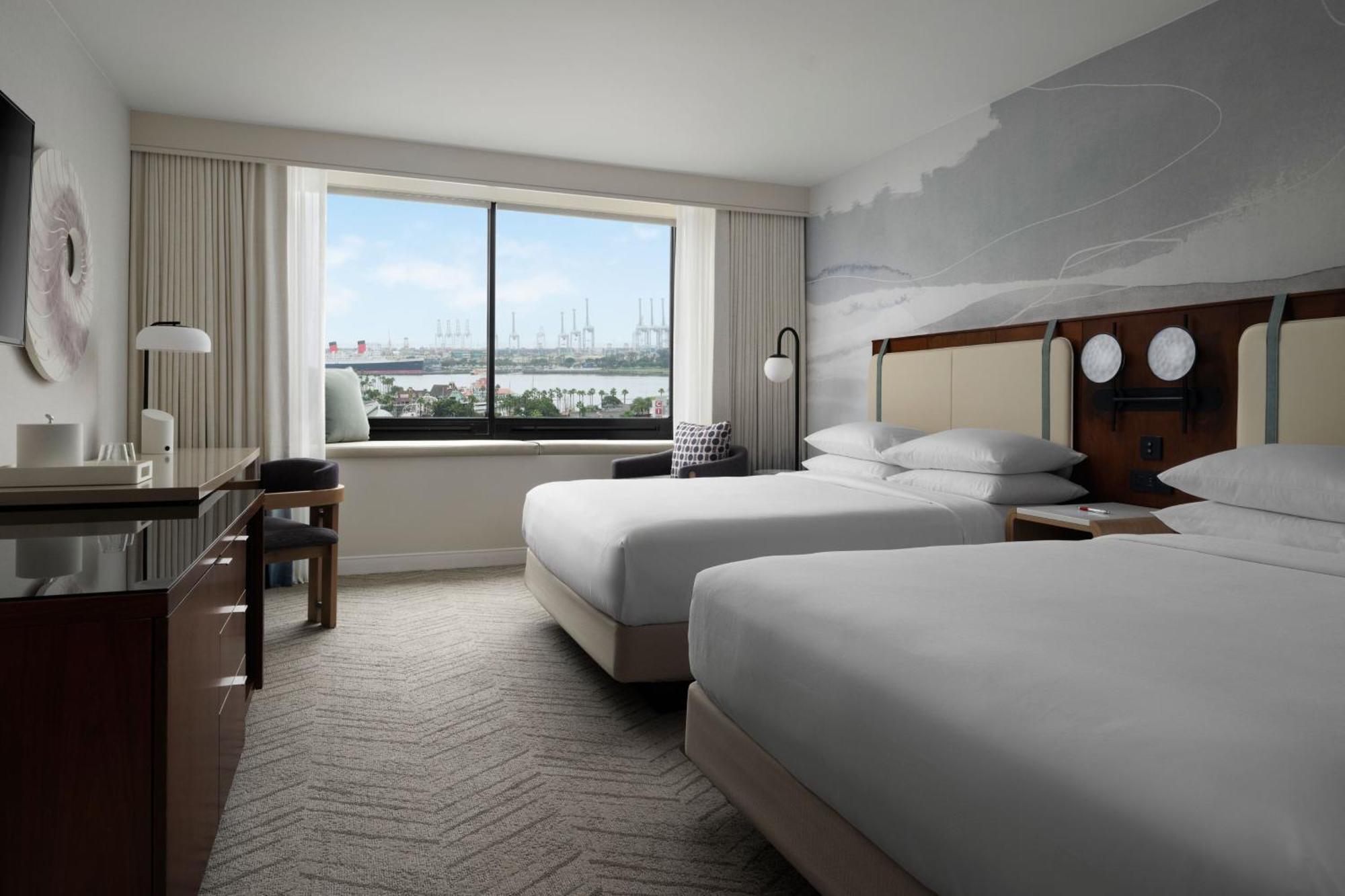 Renaissance Long Beach Hotel Exterior foto
