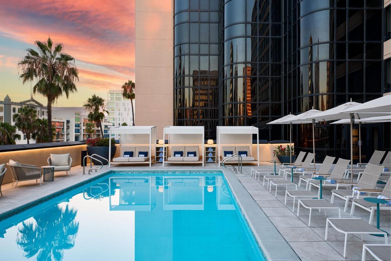 Renaissance Long Beach Hotel Exterior foto